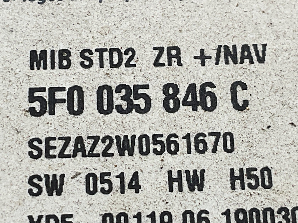 Unidad Sistema GPS Multimedia VW 5F0035846C - 5F0035846C