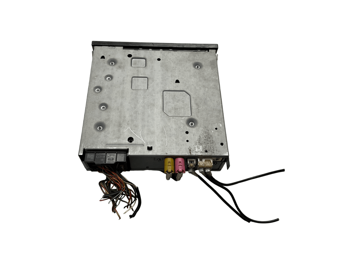 Unidad Sistema GPS Multimedia VW 5F0035846C - 5F0035846C