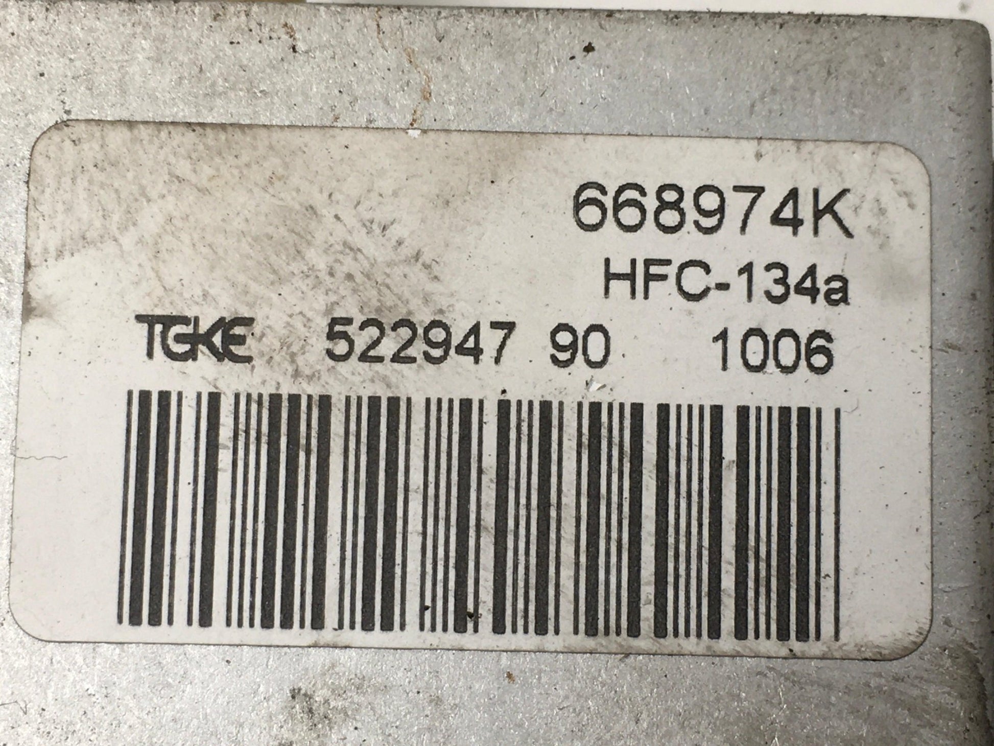 Valvula A/C Peugeot 207 - 668974K