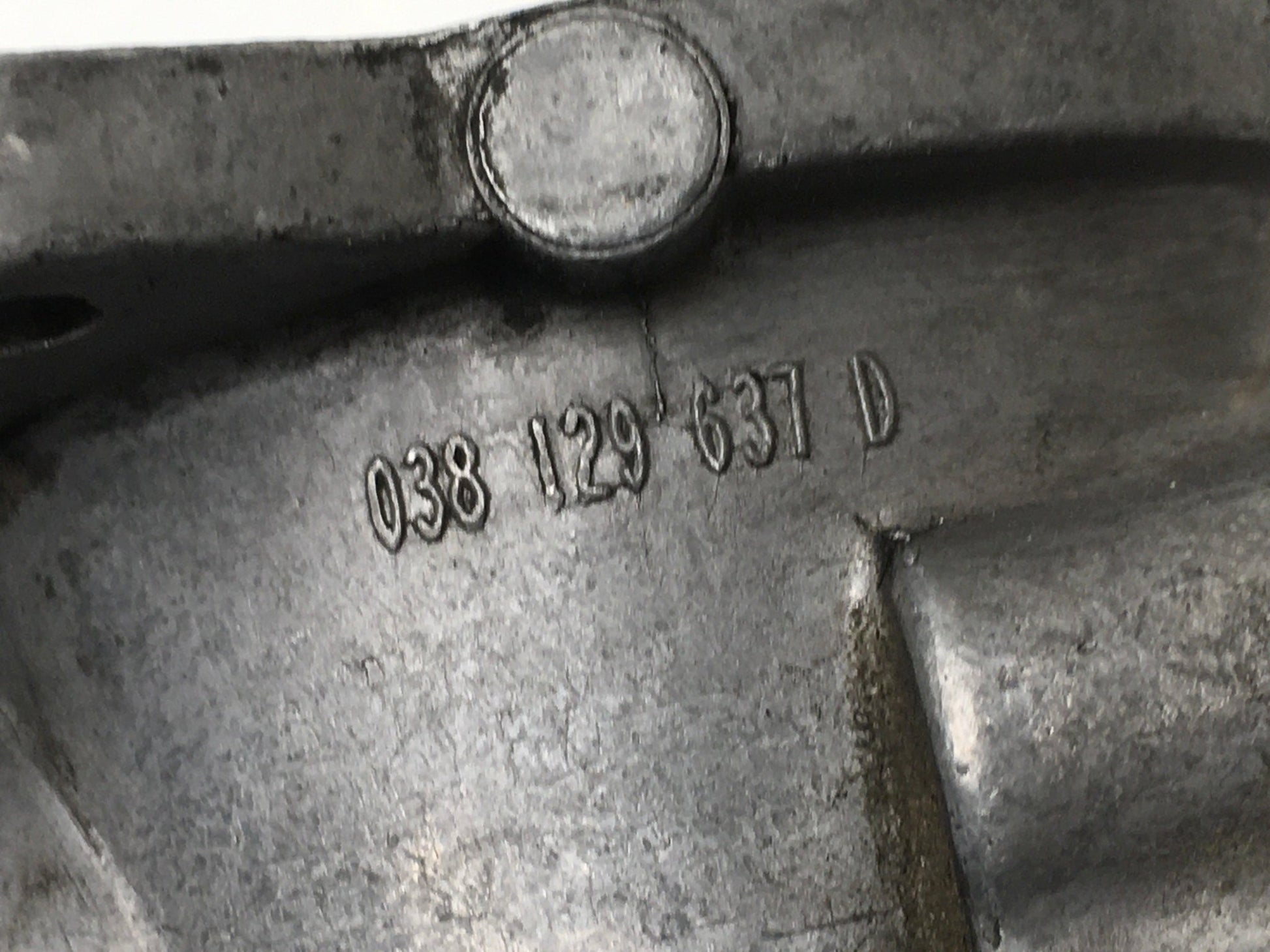 Valvula EGR VW 038129637D - 038129637D