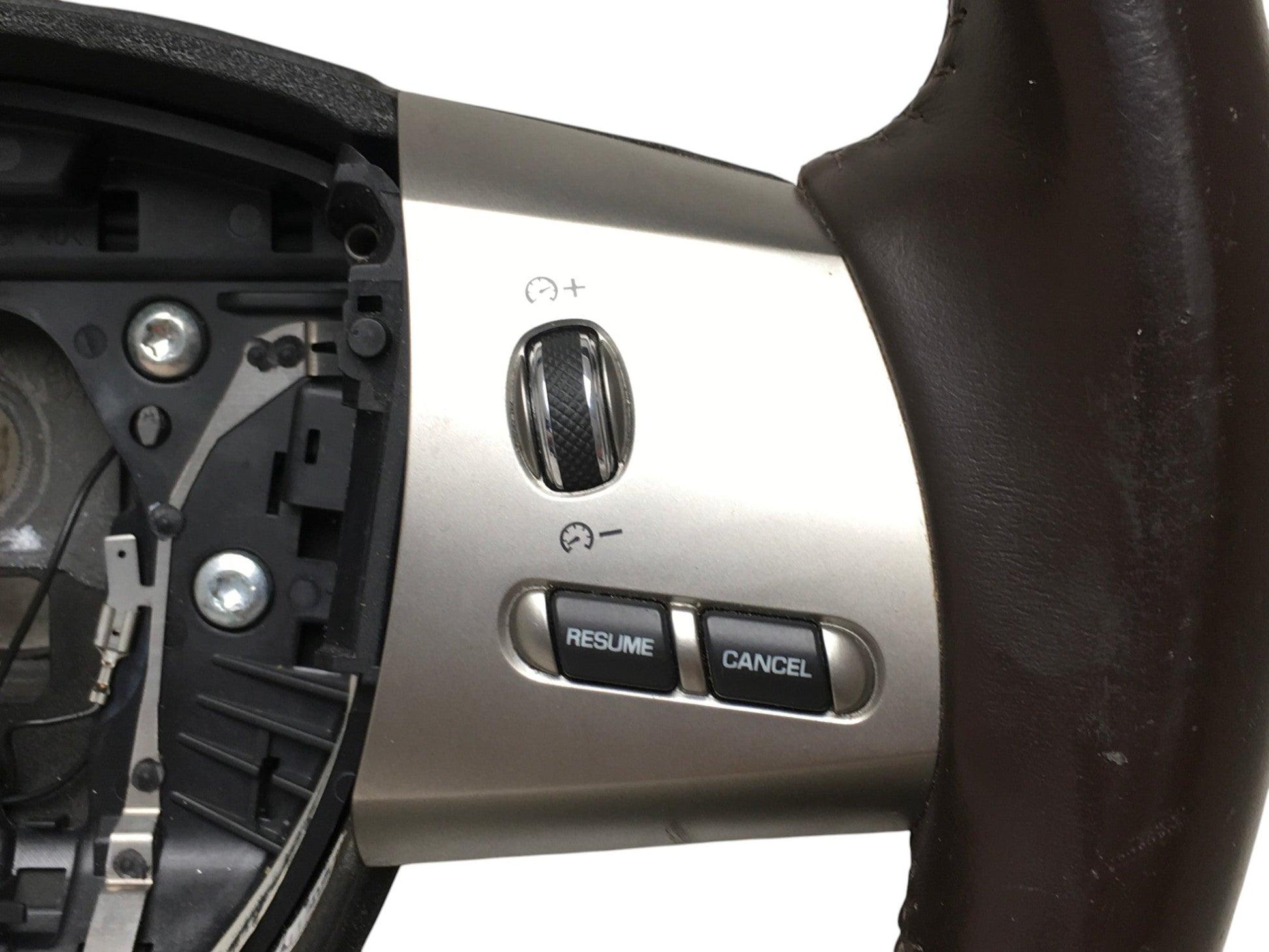 Volante Jaguar XF I X250 8X23ABAMS - 8X23ABAMS