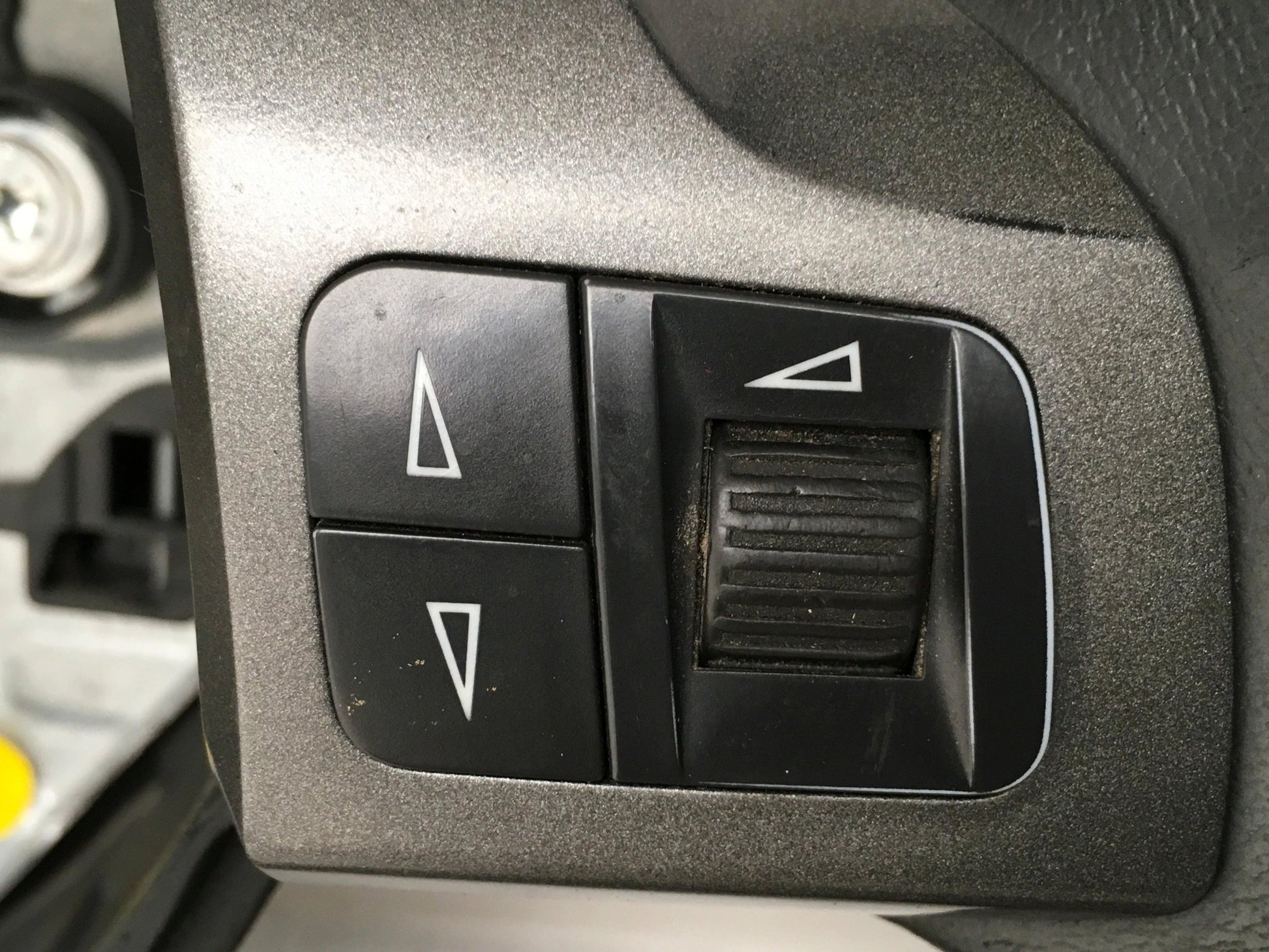 Volante Opel Astra H Zafira B - 13111340