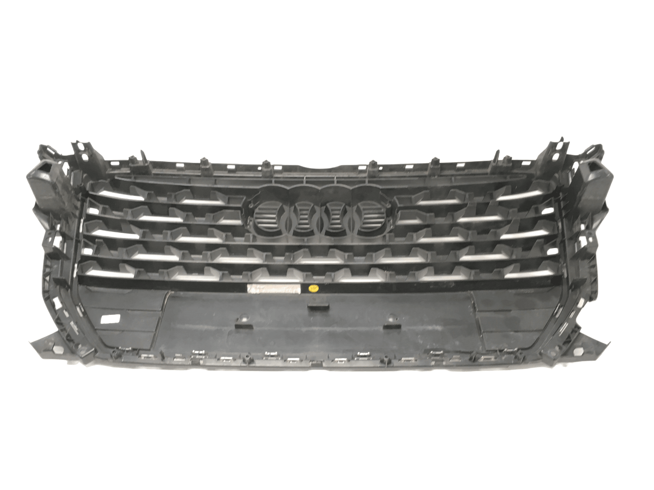 Rejilla delantera Audi Q2 81A853651 - AutoRR 81A853651