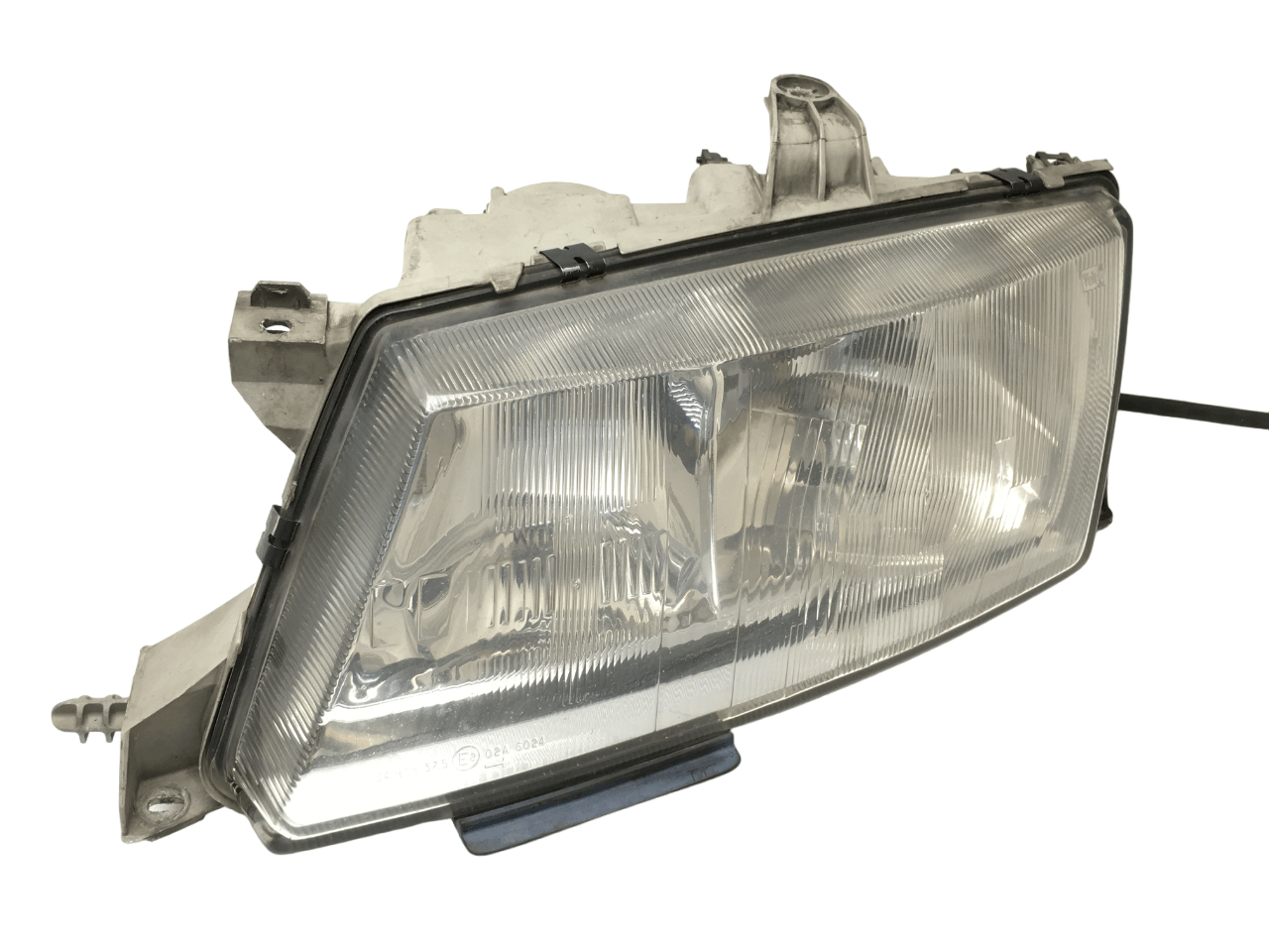 Faro izquierdo Saab 9-5I - AutoRR 02A6024