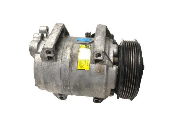 Compresor AC Volvo 8708581 - AutoRR 8708581