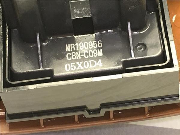 Aireador izquierdo mitsubish montero did - mr402451