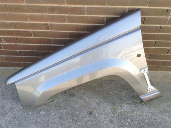 Aleta izquier jeep grand cherokee i 5. 9 - 