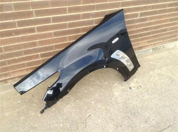 Aleta izquierda infiniti fx - 