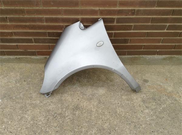 Aleta izquierda mercedes clase a w168 - 