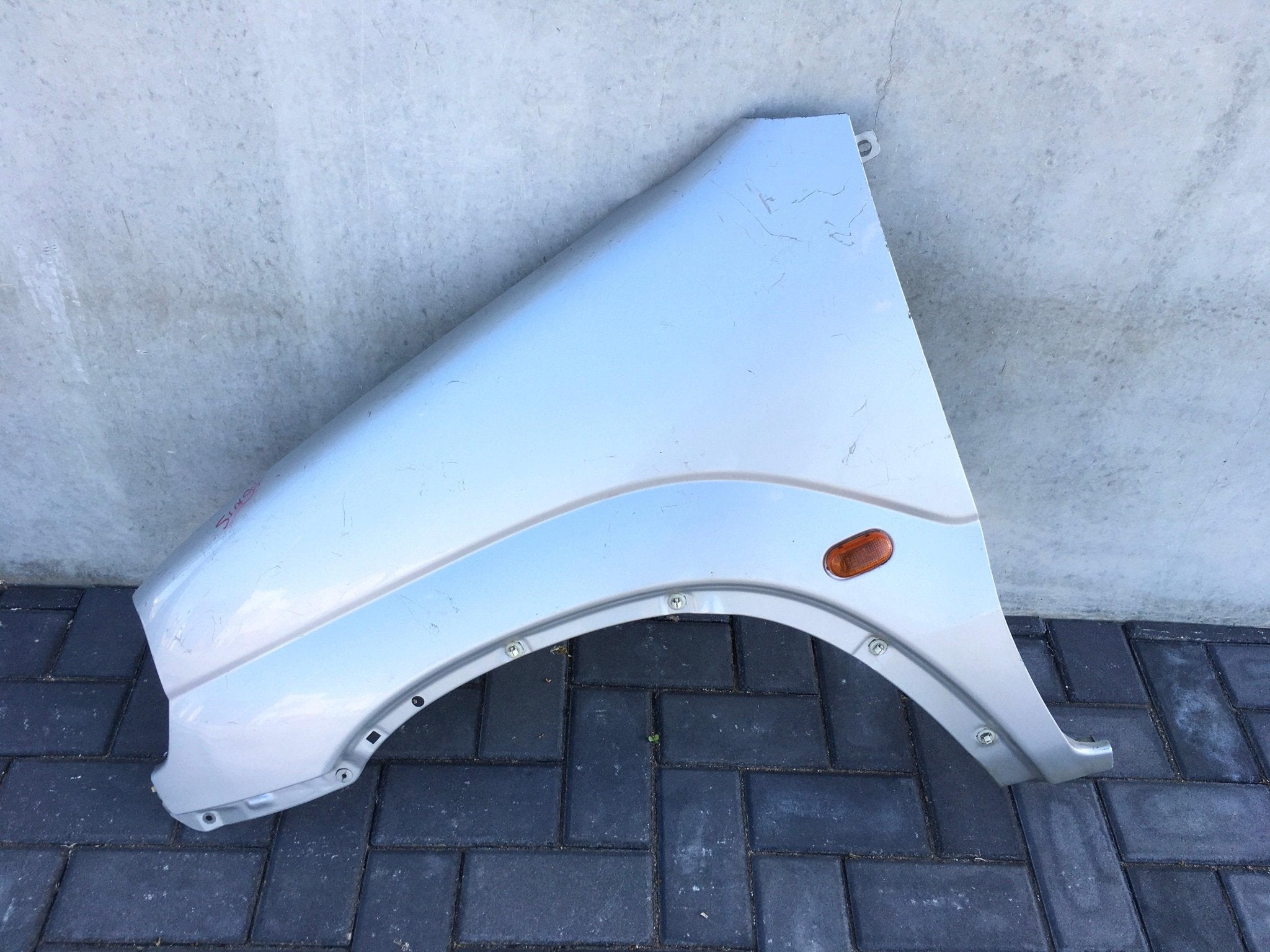 Aleta izquierda Suzuki Ignis I - aleta izq ignis 1