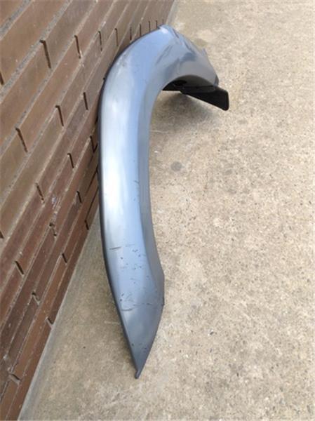 Aletin del izq toyota land cruiser j9 - 242296485