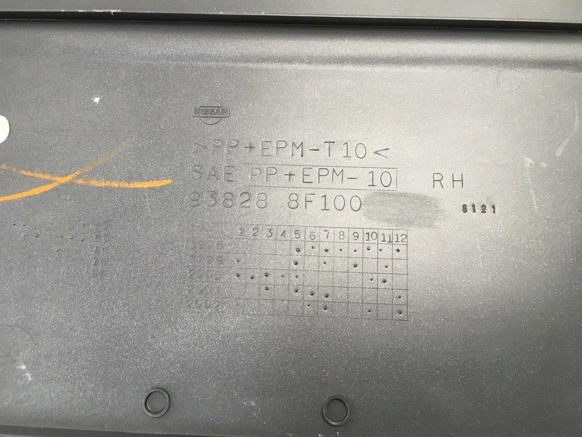 Aletin trasero dcho Nissan Terrano II