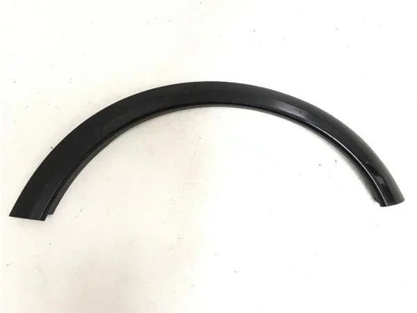 Aletin trasero izq Volvo C30