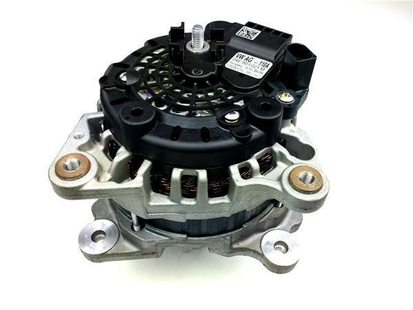 Alternador 04E903021M - 04E903021M