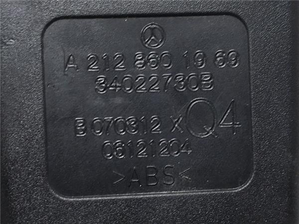 Anclaje cinturon trasero Mercedes E W212 - a2128601969