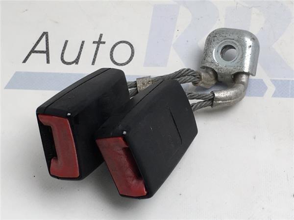 Anclajes cinturon traseros VW 1k0857739h