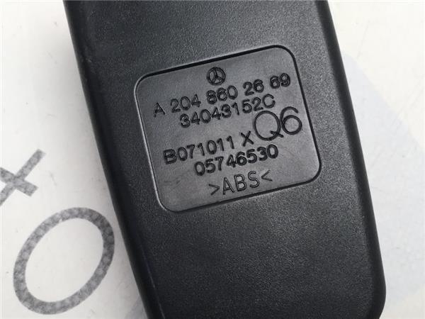 Anclajes cinturones traseros Mercedes C