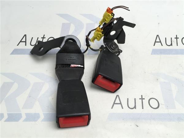 anclajes cinturones traseros Mercedes E