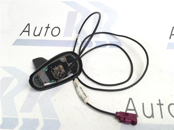 Antena GPS Mercedes 2049050136 - 2049050136