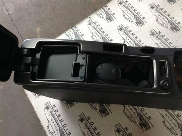 Apoyabrazos volvo c30 - 