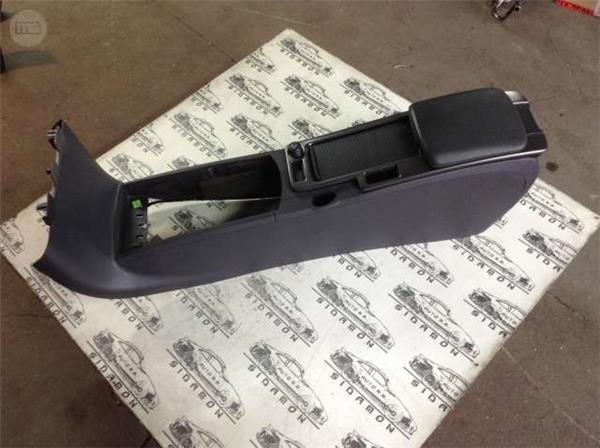 Apoyabrazos volvo c30 - 