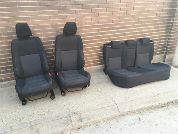 Asientos toyota auris e180 - 