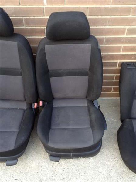Asientos volkswagen golf iv - 