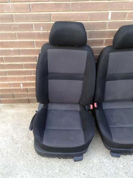 Asientos volkswagen golf iv - 