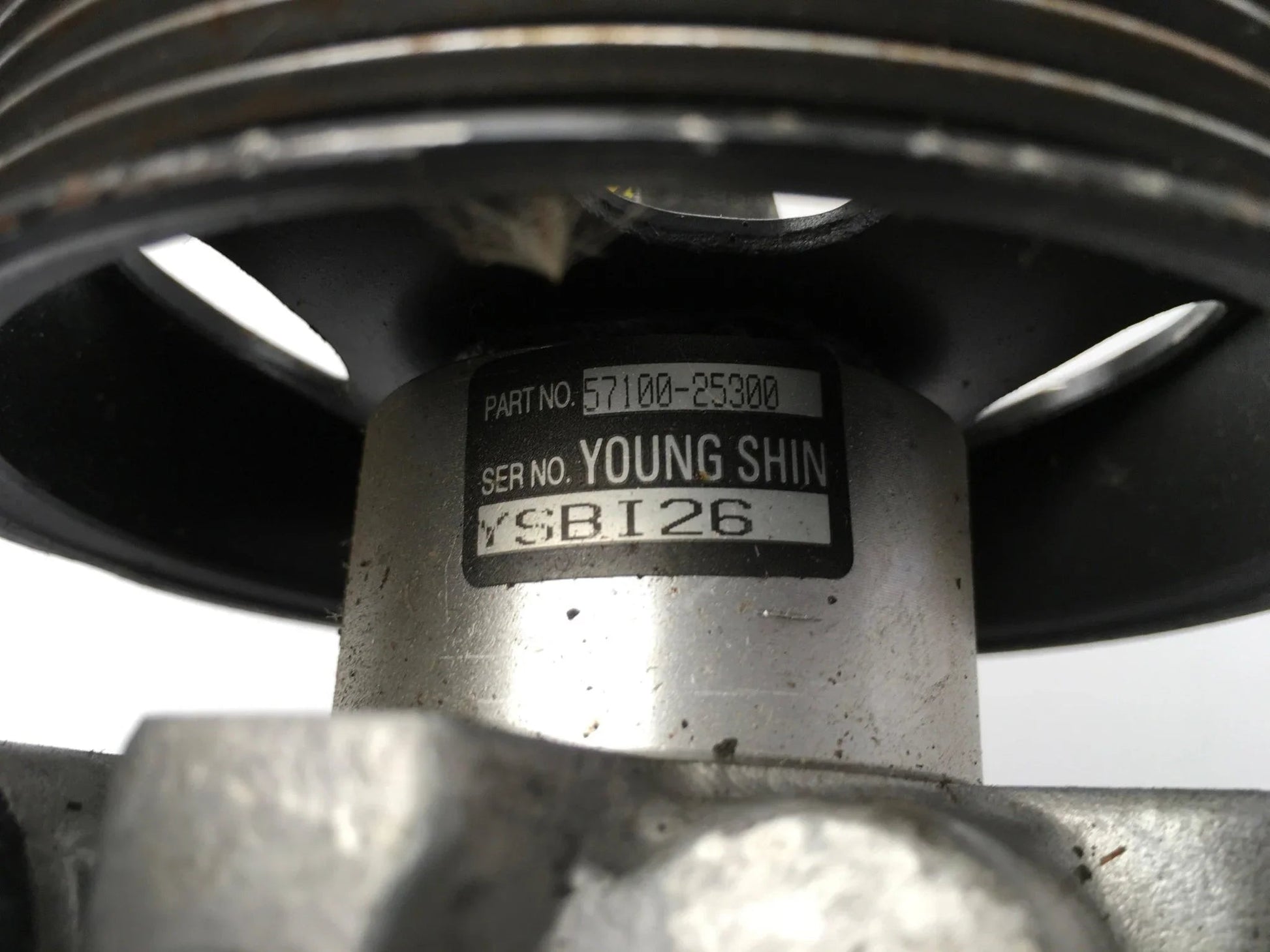 Bomba direccion Hyundai 57100-25300
