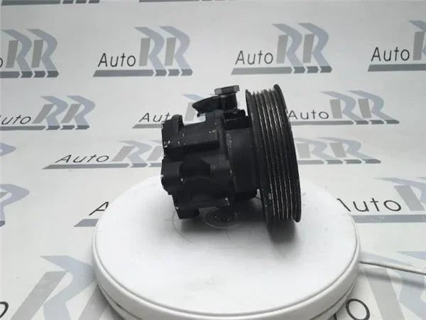 Bomba direccion Opel Insignia