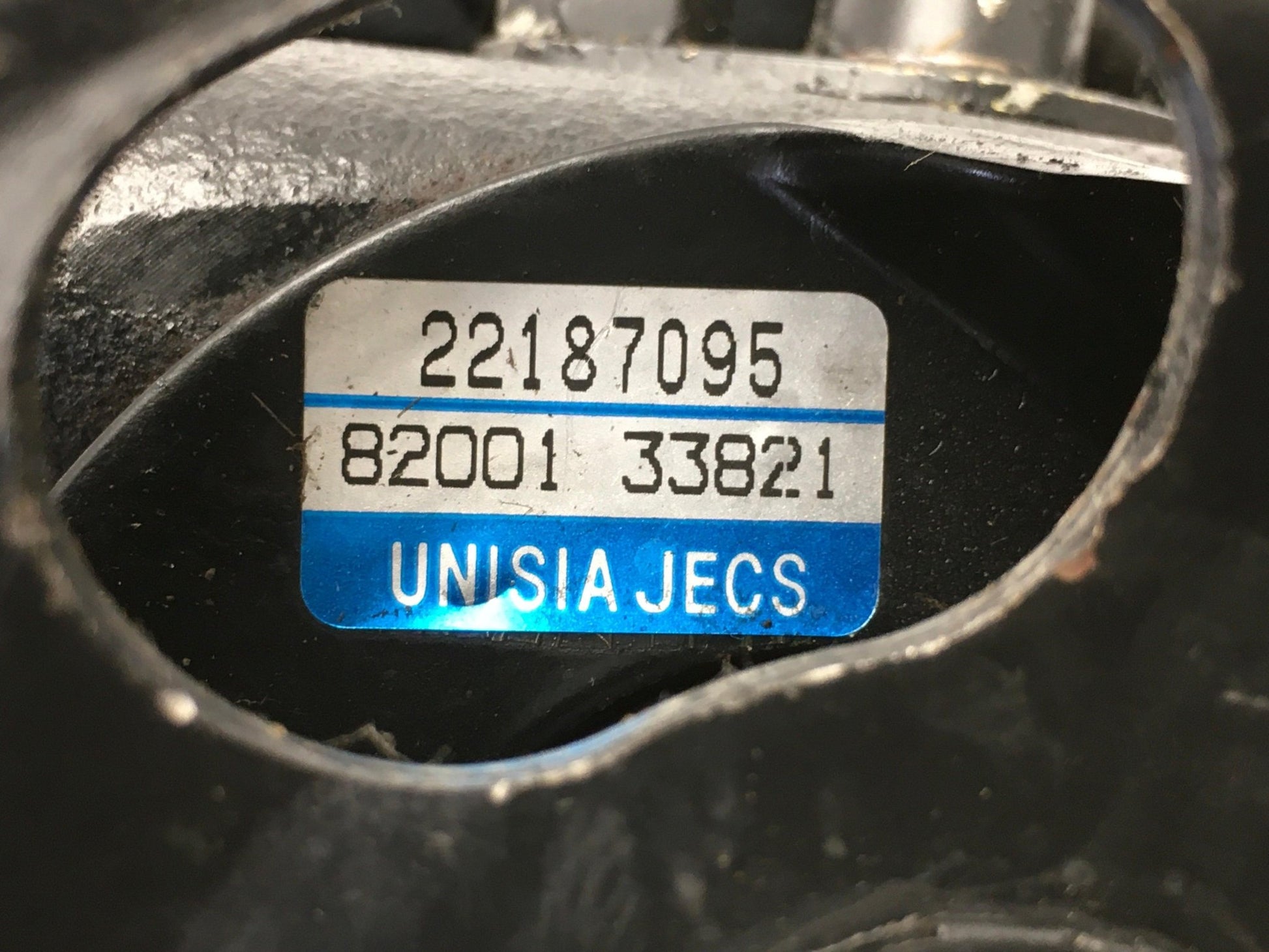 Bomba direccion Renault 8200133821 - 8200133821