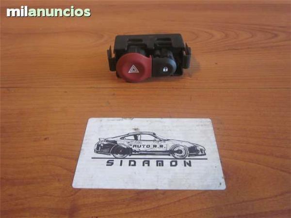 Boton 4 intermitentes y cierre renault - 8200214896a