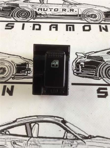 Boton elevalunas derecho hyundai coupe 3 - 