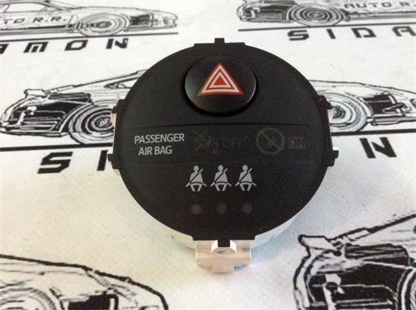 Boton emergencia toyota yaris iii - 839500d080