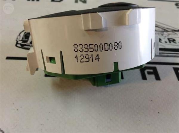 Boton emergencia toyota yaris iii - 839500d080