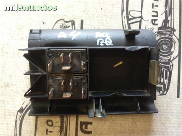 Botonera del izq audi a4 - 8d1959515