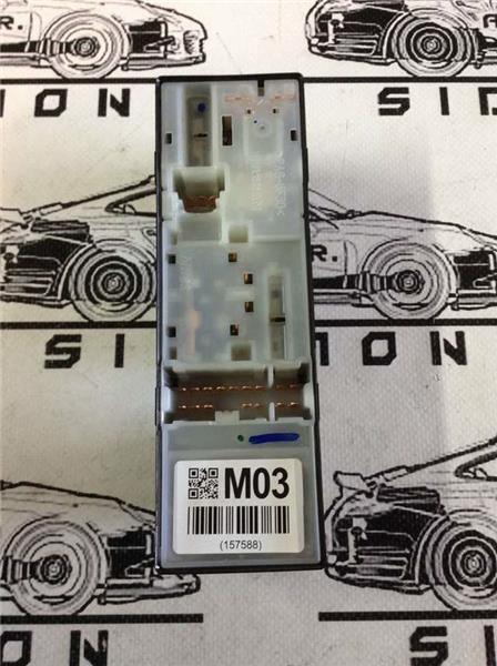 Botonera elevalunas subaru xv - 83071fj031