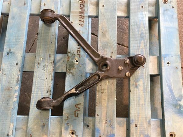 Brazo suspension del dcho audi s2 rs2 - 893407157h