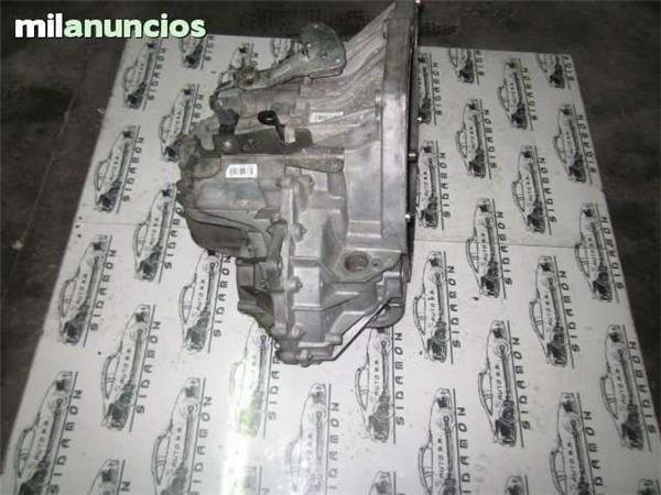 Caja cambios 2.2 renault dci 8200064494 - 8200064494