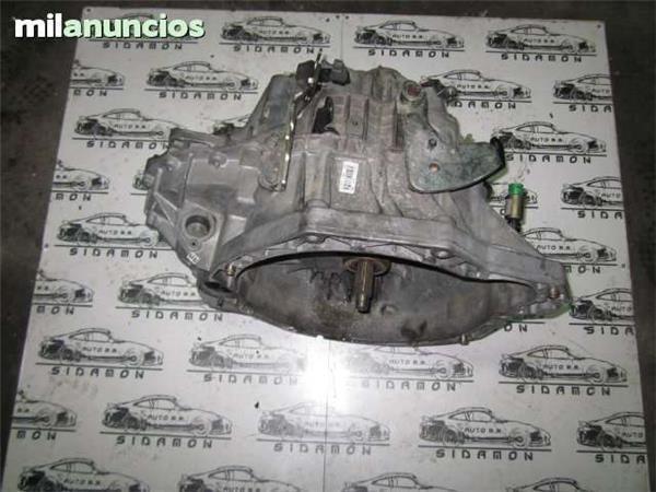 Caja cambios 2.2 renault dci 8200064494 - 8200064494