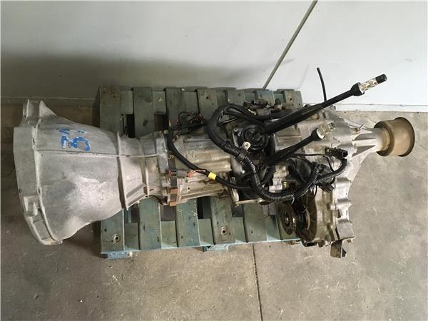 Caja cambios Nissan Terrano 2 2.4i - 3210135g40