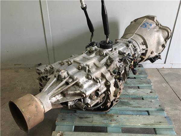 Caja cambios Nissan Terrano 2 2.4i - 3210135g40