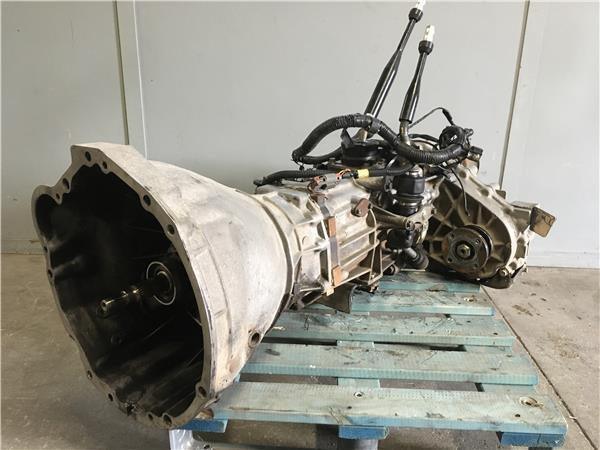 Caja cambios Nissan Terrano 2 2.4i - 3210135g40