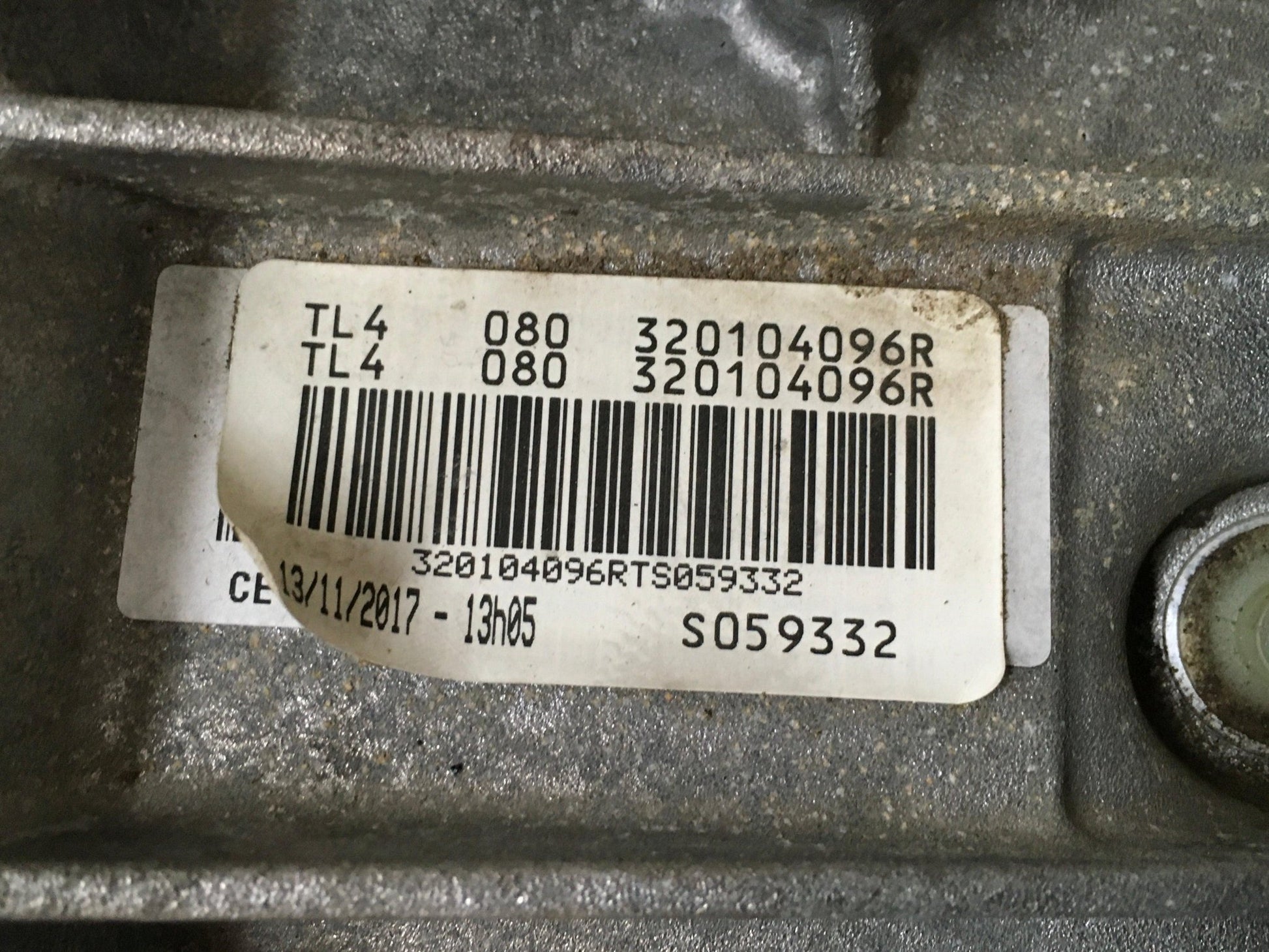 Caja cambios Renault Captur 320104096r - TL4080