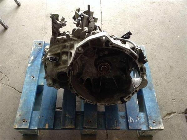 Caja de cambios nissan almera 2.2 - 214522007