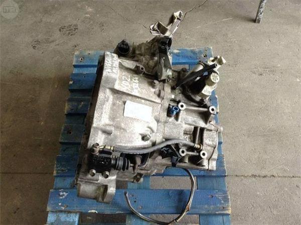 Caja de cambios nissan almera 2.2 - 214522007