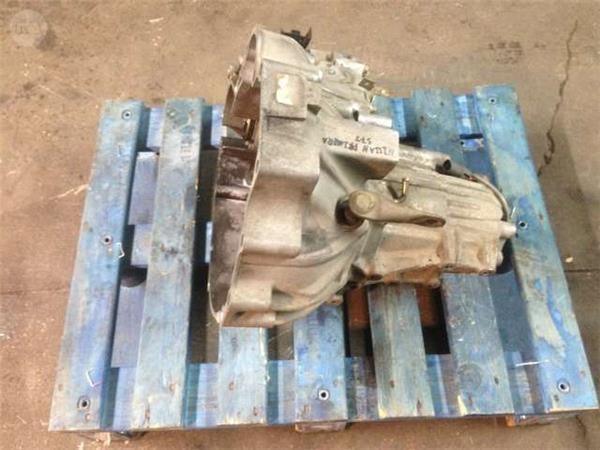 Caja de cambios nissan primera 2.0td - 57j