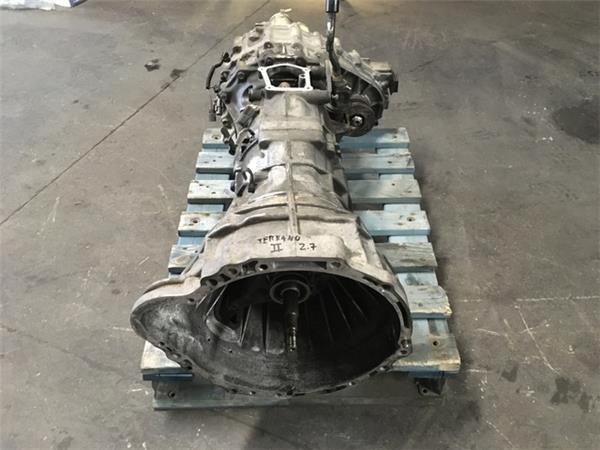 Caja de cambios nissan terrano 2.7 - 