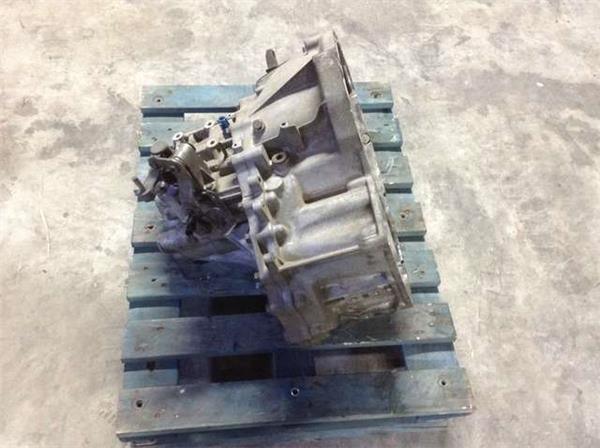 Caja de cambios nissan xtrail t30 2.2 - 8h5