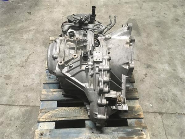 Caja de cambos hyundai trajet 2.7 - g6ba